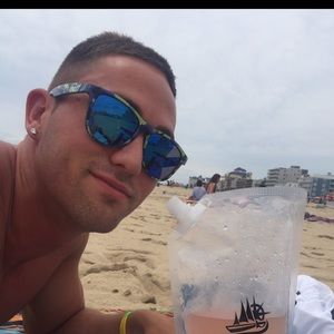 Meet your Posher, Jared